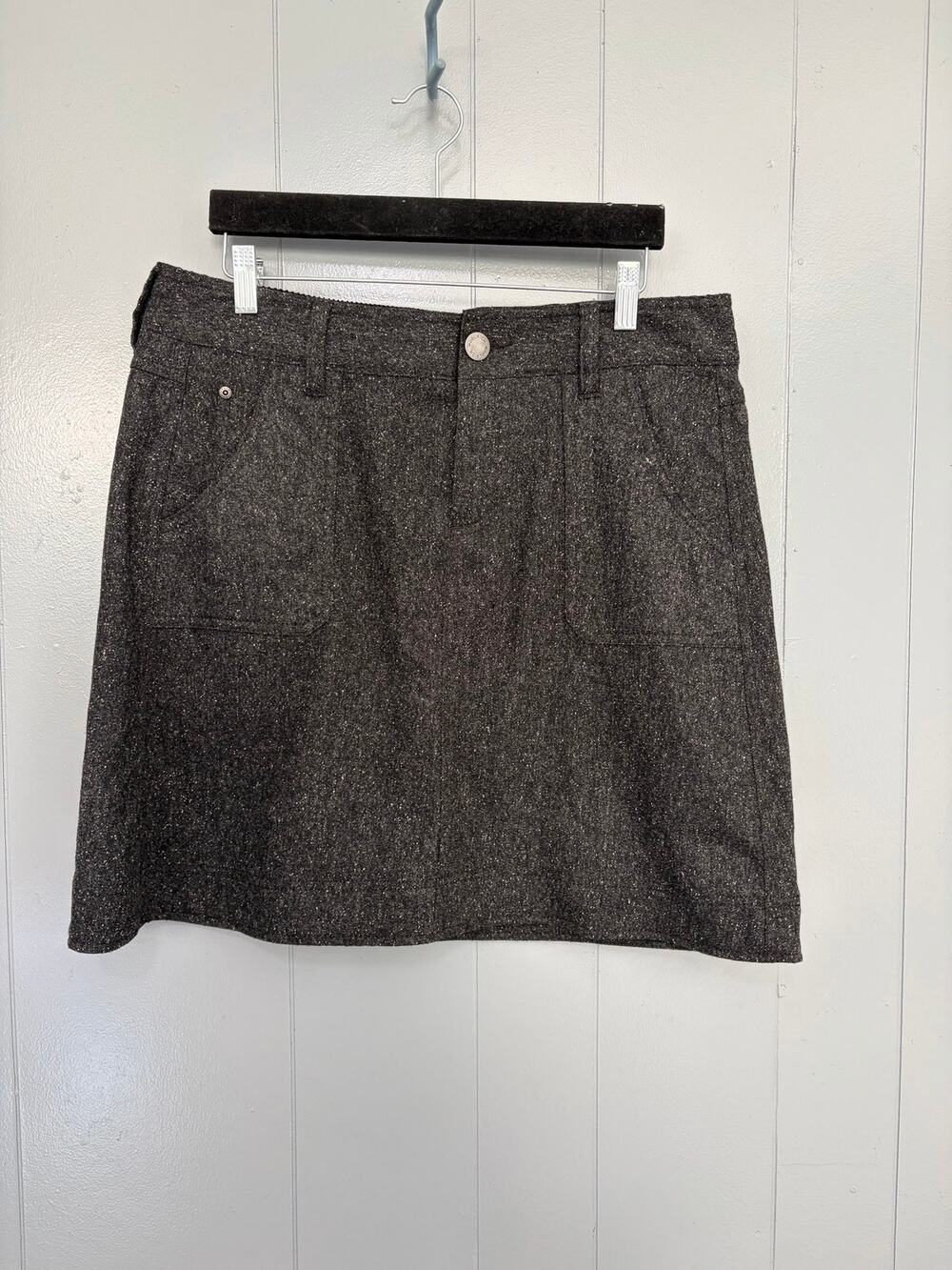 Woolrich Dark Gray Wool Blend Classic Preppy Minimalistic A-line Mini Skirt 12